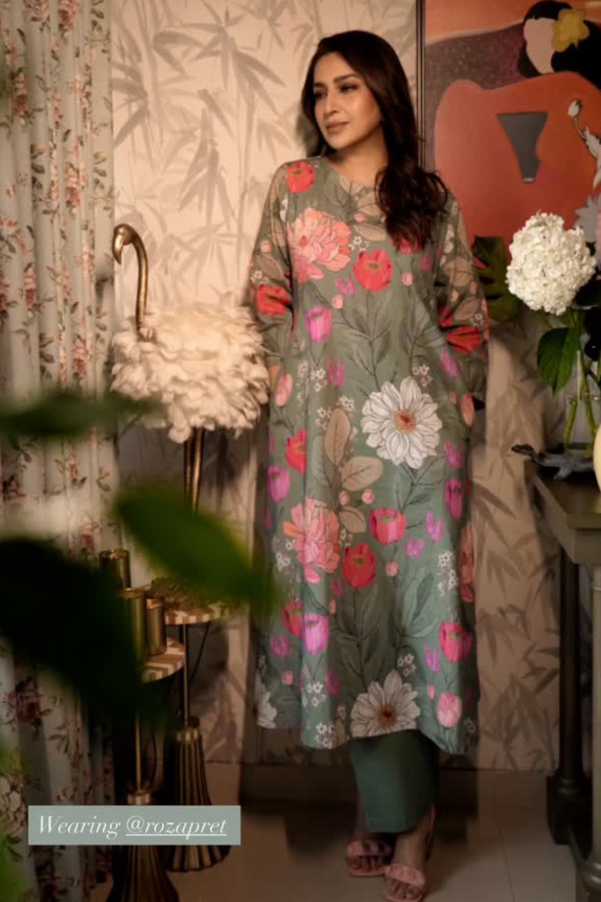 Tisca Chopra in Roseate Kurta Set