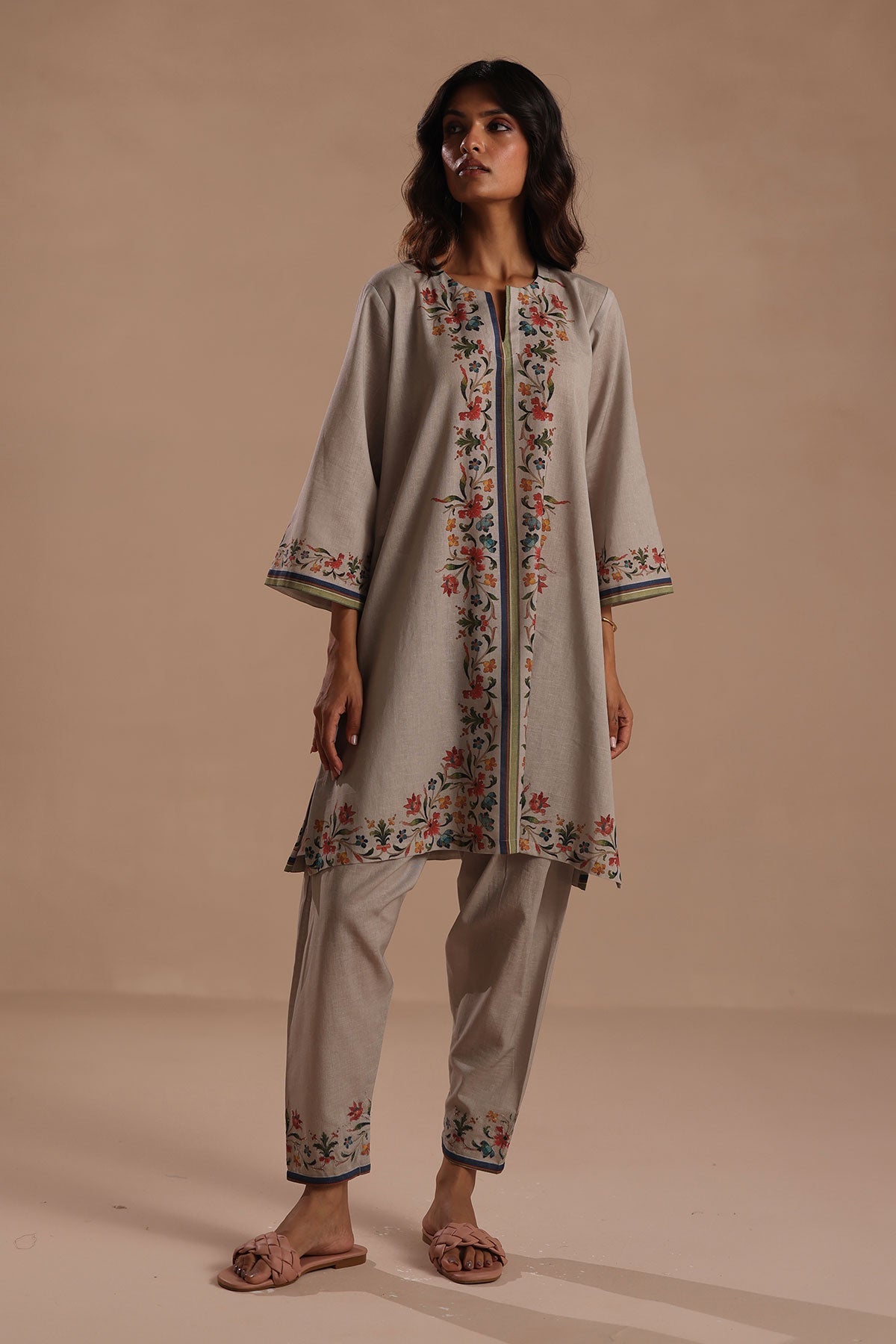 Ana Kurta Set