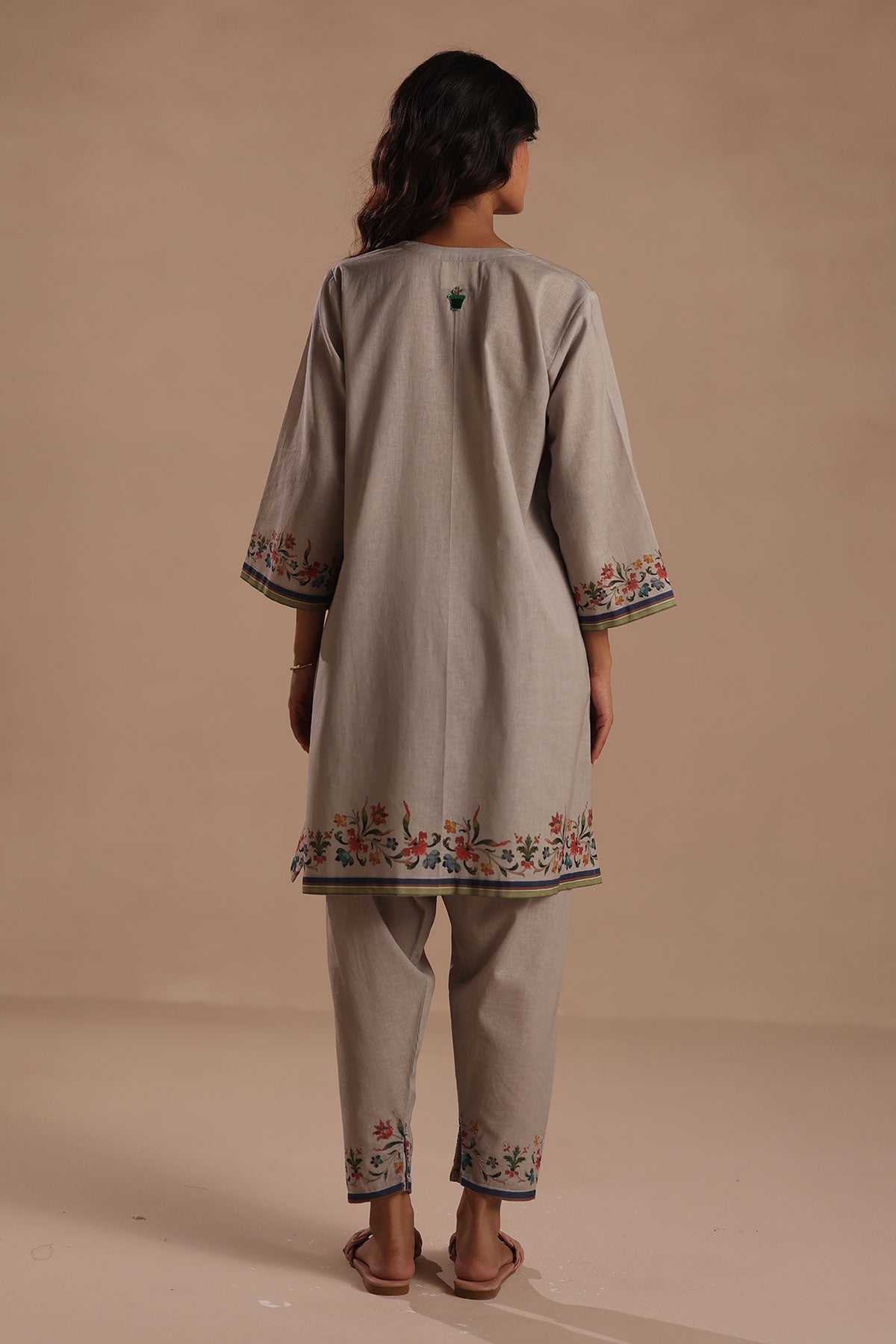 Ana Kurta Set