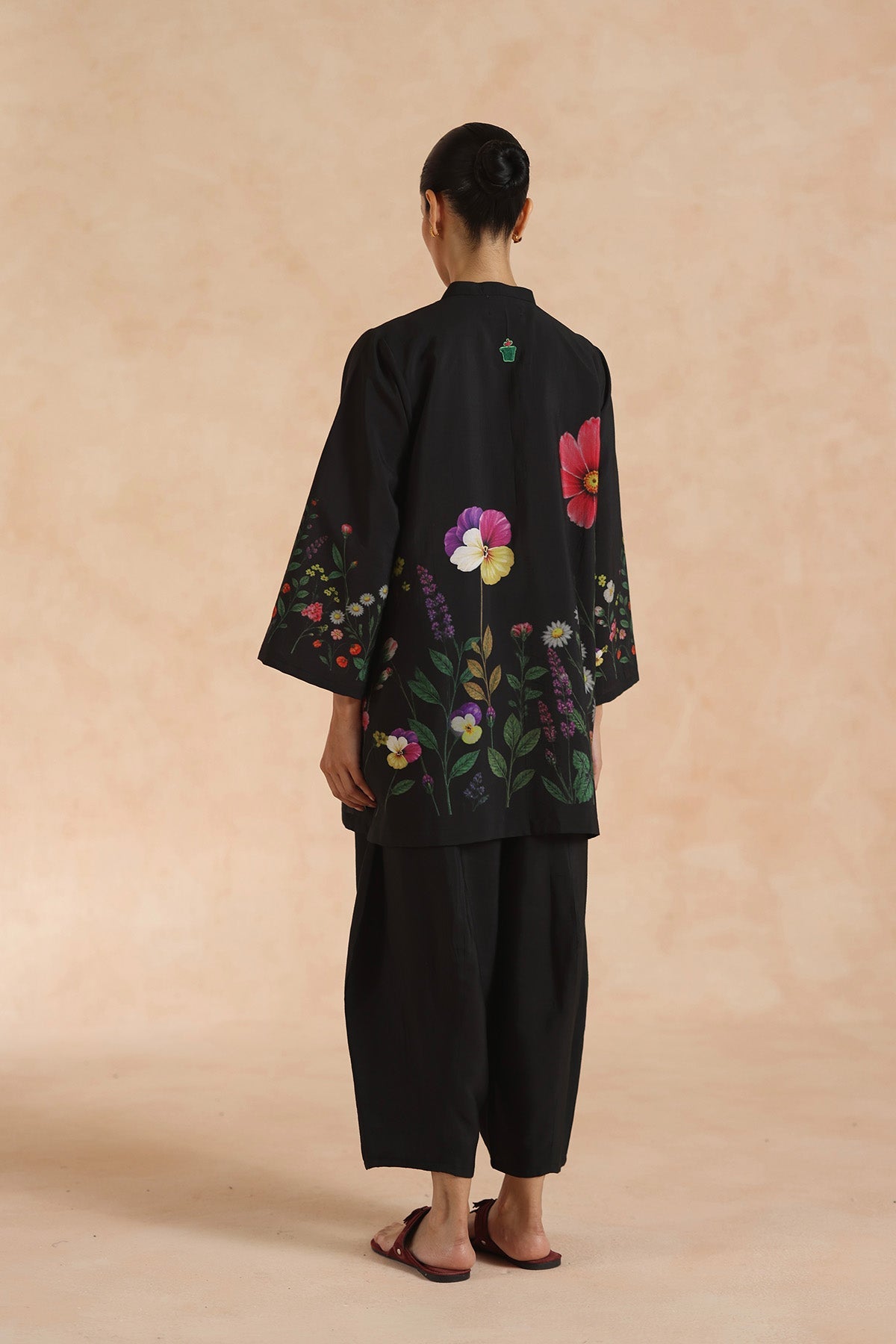 Aria Farshi Set