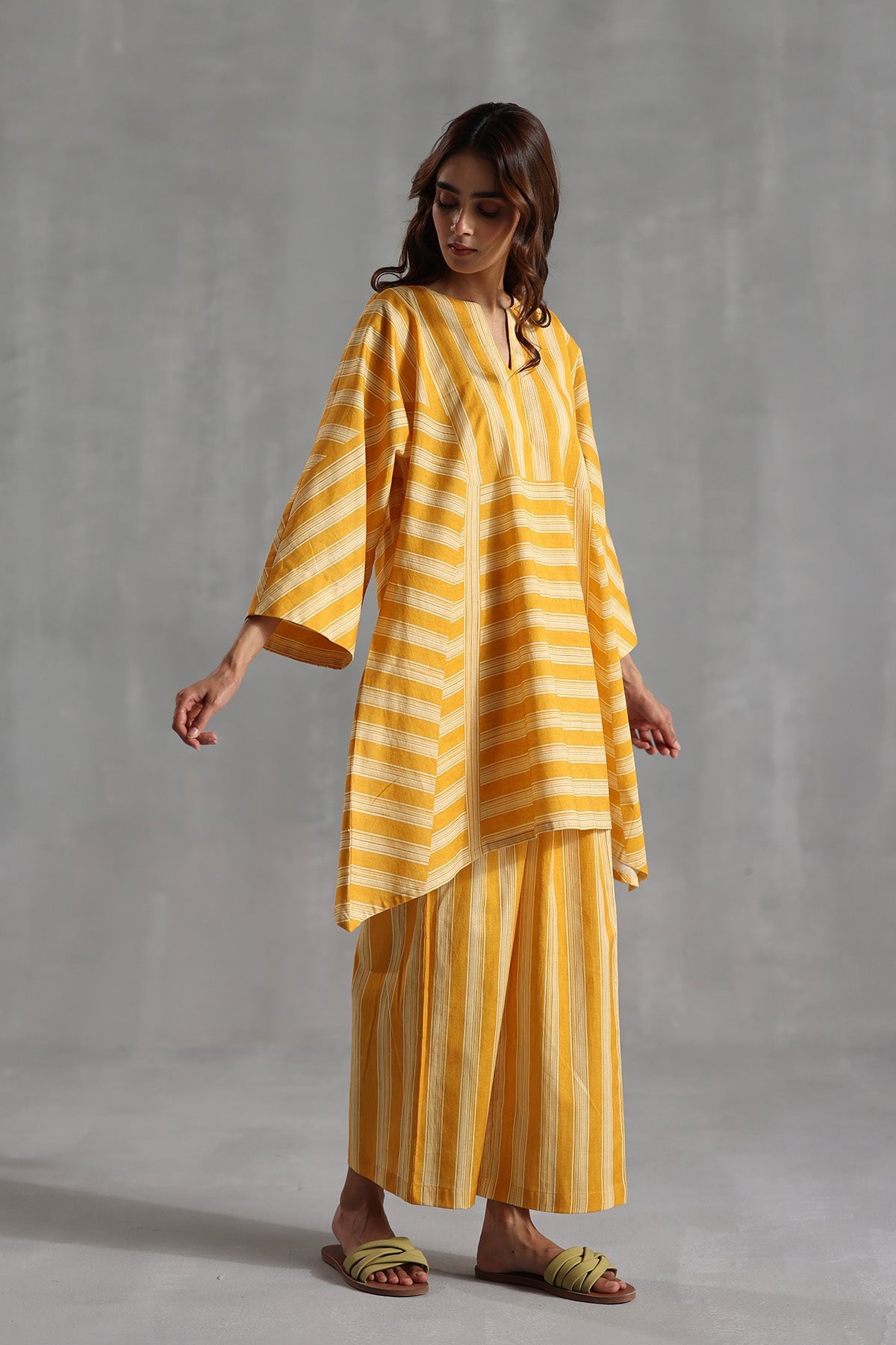 Featherlight Tunic Set